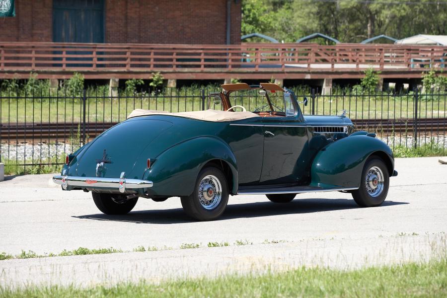  Packard 120 Convertible Coupe 1940 года  (фото 13 из 29)